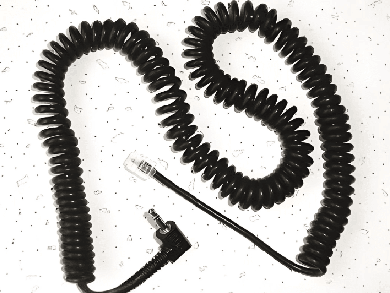 Retractable Cable Assembly